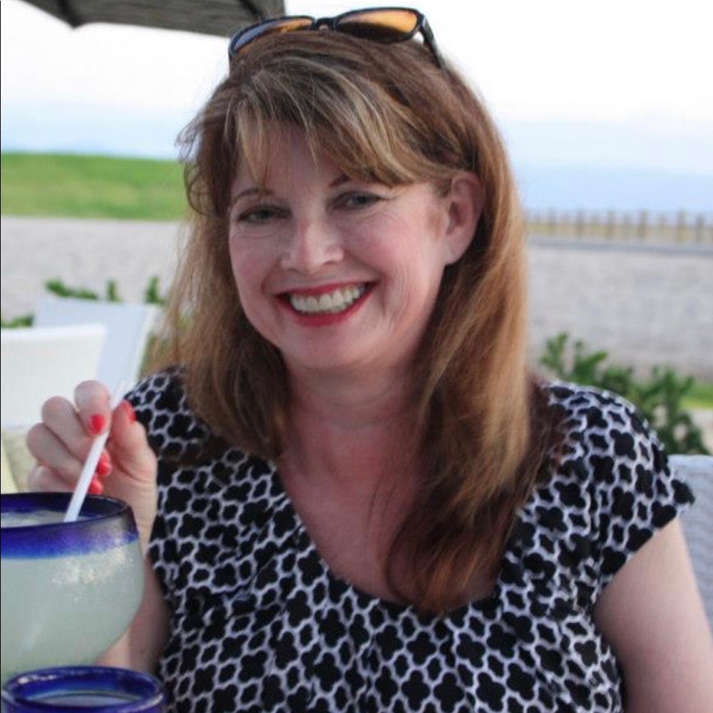 Meet your Posher, Roxann
